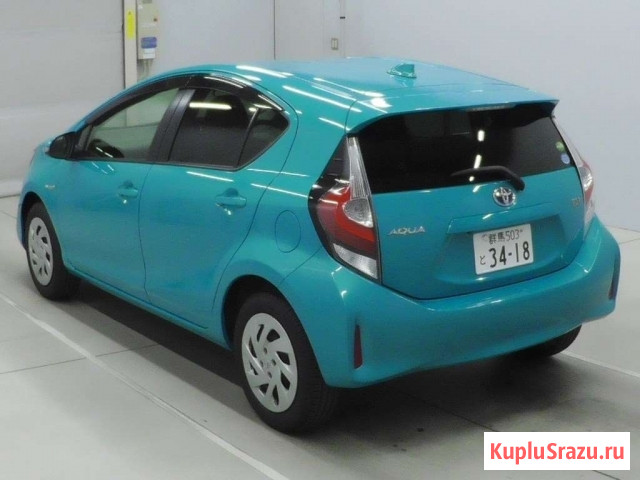 Хэтчбек гибрид Toyota Aqua кузов NHP10 2-й рестайлинг модификация S гв 2017 Москва - изображение 2