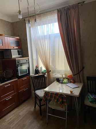 3-комнатная квартира, 93 м², 1/4 эт. в аренду на длительный срок в Москве Москва