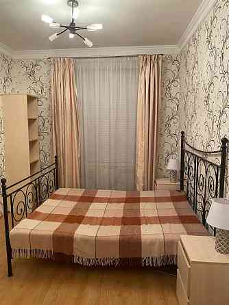 3-комнатная квартира, 93 м², 1/4 эт. в аренду на длительный срок в Москве Москва