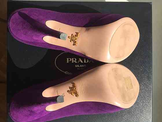 Туфли новые prada италия 39 размер замша сиреневые фиолетовые платформа Москва