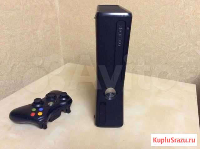 Xbox 360 4gb + беспроводной геймпад Ростов-на-Дону - изображение 1