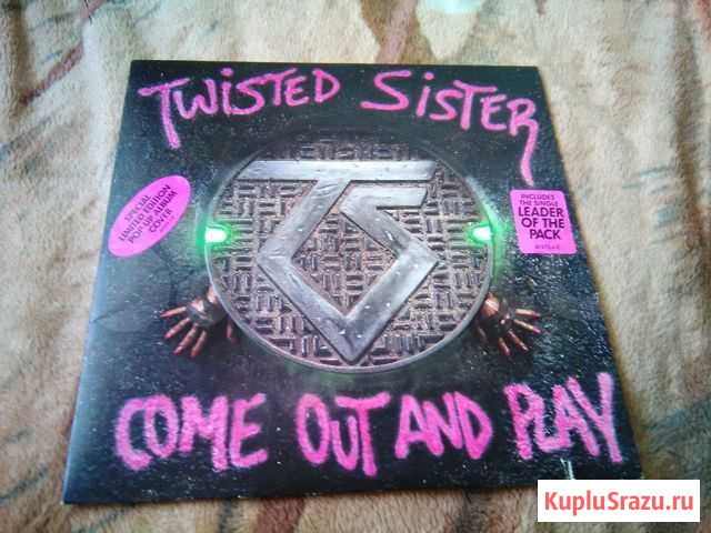 Twisted Sister-Come out and play. /LP. USA Кемерово - изображение 1