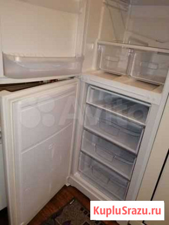 Холодильник indesit Нижневартовск - изображение 1