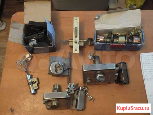 На двери замок Комсомольск-на-Амуре - изображение 1