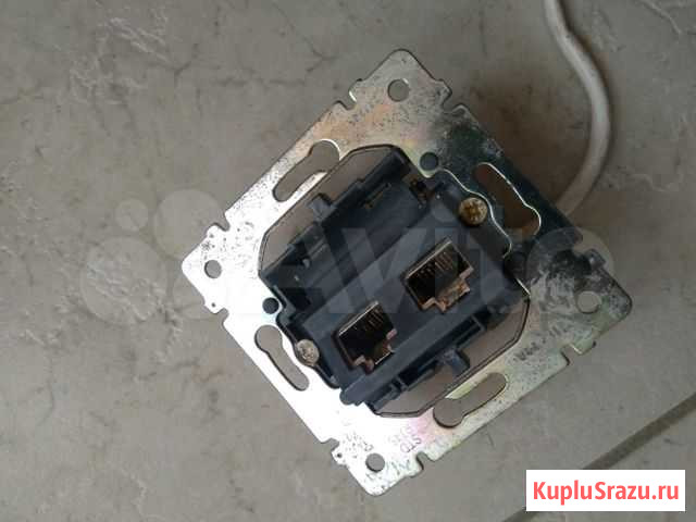 Механизм розетки Legrand Valena RJ45 2 места Сургут - изображение 1