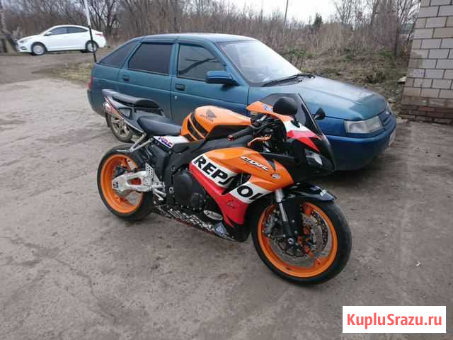 Honda CBR 1000 RR 2007 Агрыз - изображение 1