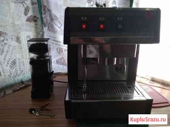 Профессиональная кофе машина Simonelli mac 2000 Симферополь