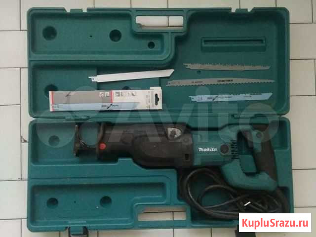 Сабельная пила Makita Jl3060T б/у Сургут - изображение 1