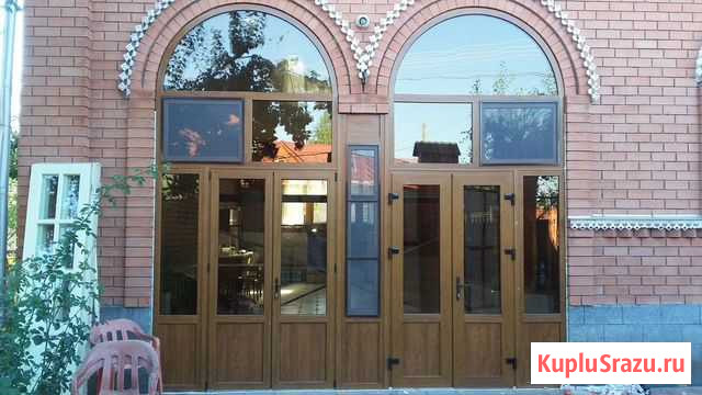 Пластиковые и алюминиевые окна, двери, витражи Карабулак - изображение 1