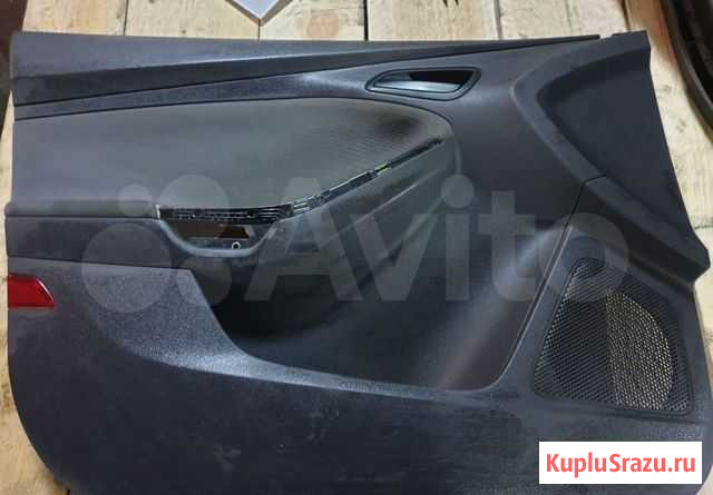 Обшивка двери Ford Focus 3 Альметьевск - изображение 1