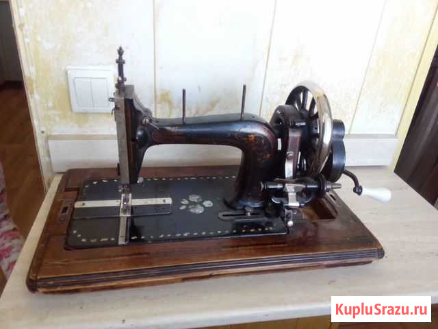 Старинная швейная машинка Невинномысск - изображение 1