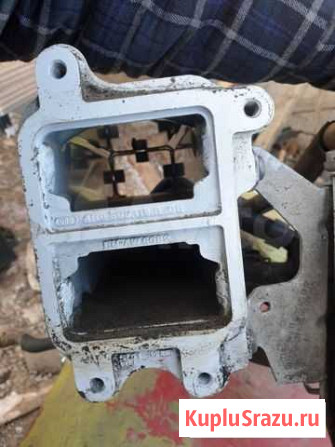 Кронштейн усилителя бампера Audi A8 D4 Сосновый Бор - изображение 1