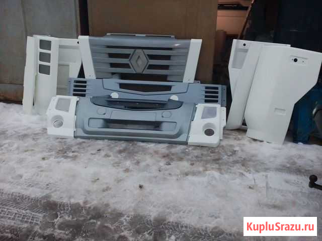 К Рено Магнум (Renault Magnum) 1997-2013-пластик Ярцево - изображение 1