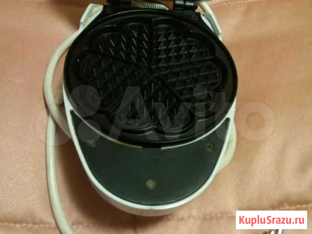 Вафельница электрическая б/у Новокузнецк - изображение 1