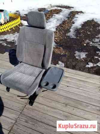 Продам сиденье с хонда црв со столиком Благовещенск