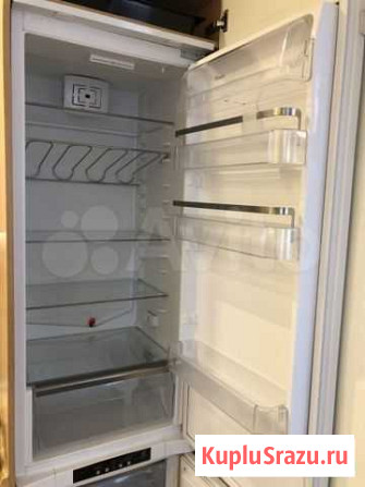 Холодильник встраиваемый whirlpool Ижевск - изображение 1
