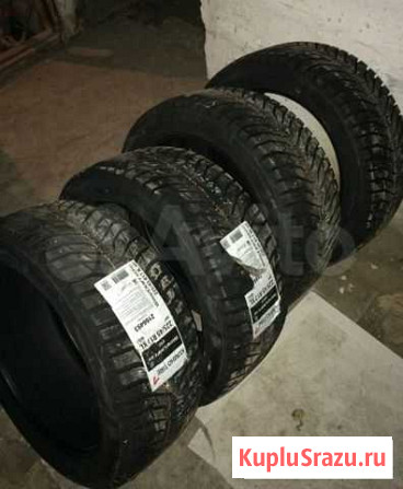 Новые шипы Kumho 225/45 R17 Тверь - изображение 1