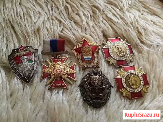 Коллекция значков на закрутке Саратов - изображение 1