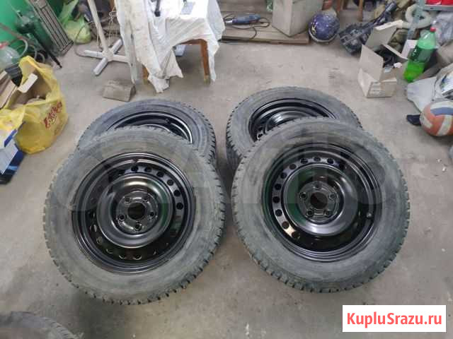 Зимняя резина nokian 215 60 r16 Волгоград - изображение 1