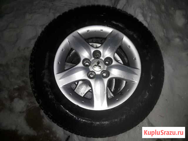 Колеса Mitsubishi R16 резина Bridgestone 215/70 Омск - изображение 1