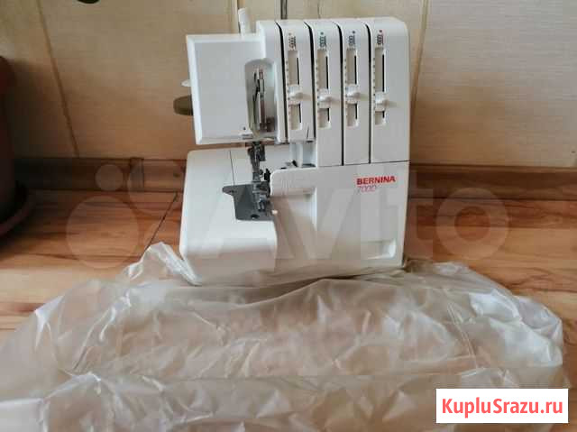 Продаю б\у оверлок bernina 700d Тольятти - изображение 1