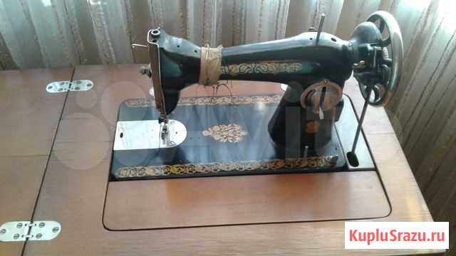 Продаю ножную швейную машину Барнаул - изображение 1