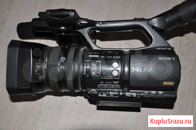 Sony HVR-Z5 Элиста - изображение 1