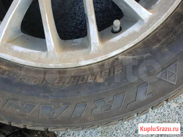 Продам комплект колес стояли на ниссан икстрейл Владивосток - изображение 1