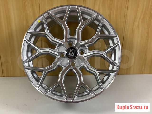 Vossen HF2 Silver/Polished R17 4x100 Ижевск - изображение 1