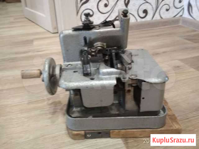 Оверлок для швейной машины Белогорск - изображение 1