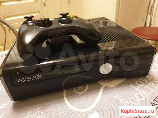 Xbox360Elite 320гб+freeboot+LT.3.0+52игры+1геймпад Ярославль - изображение 1