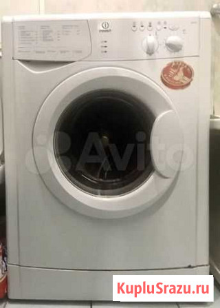 Стиральная машина Indesit wisn82 Киров - изображение 1