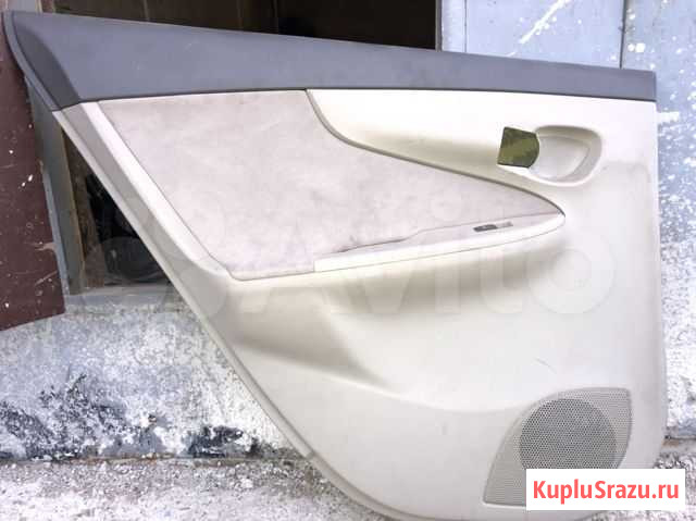Обшивка двери (дверная карта) Toyota Corolla Axio Комсомольск-на-Амуре - изображение 1