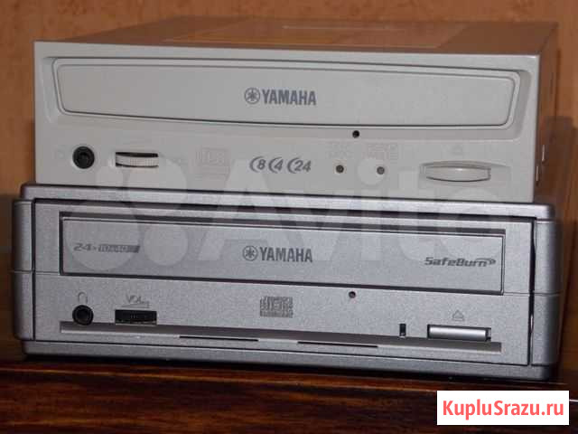 Yamaha CRW-3200 USB, 8424 оптический привод 2шт Санкт-Петербург - изображение 1