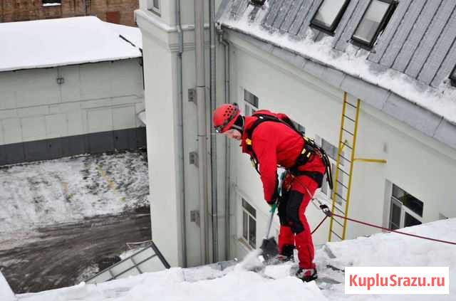 Очистка кровли от снега, наледи, сосулек Нижний Новгород - изображение 1