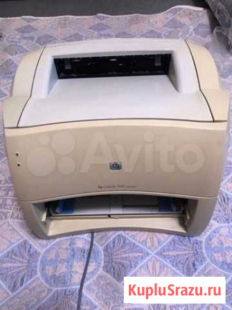 Б/у лазерный принтер HP LaserJet 1000 series Красноярск - изображение 1