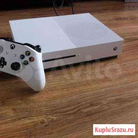 Игровая приставка Microsoft Xbox One S 1000 гб фн Нижний Тагил