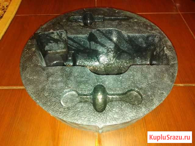 Вкладыш в запаску под домкрат Омск - изображение 1