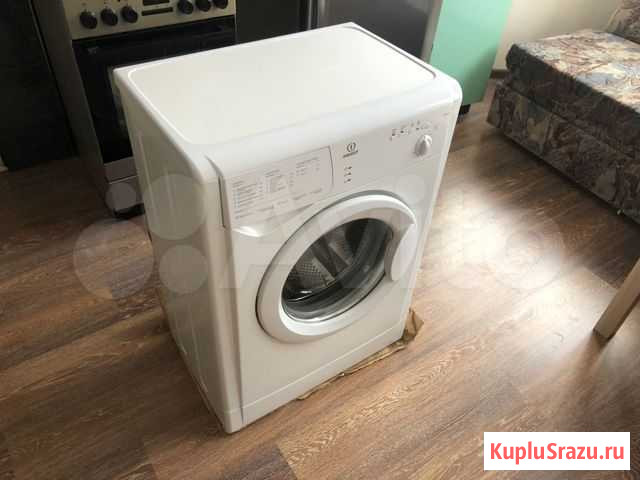 Стиральная машина Indesit wisn 100 (CSI) Красногорск - изображение 1