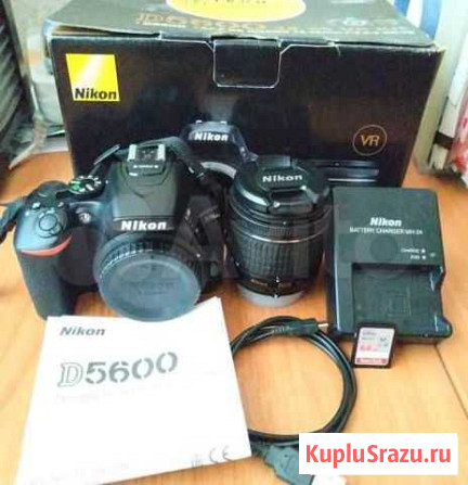 Зеркальный фотоаппарат Nikon D5600 Хабаровск - изображение 1