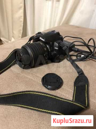 Продаю Nikon D3000 Москва - изображение 1