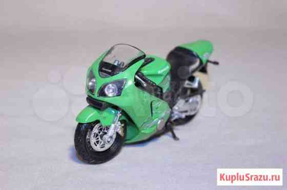 Модель Kawasaki Ninja ZX-12R, 1:18, Welly Чита