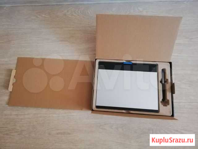 Графический планшет wacom Intuos Pen&Touch CTH-680 Иркутск - изображение 1
