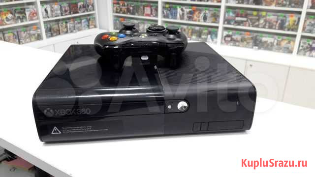 X-BOX 360E 4GB, на гарантии, в отл. состояни Оренбург - изображение 1