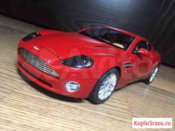 1/18 Aston Martin Vanquish Red Italy Bburago Ижевск