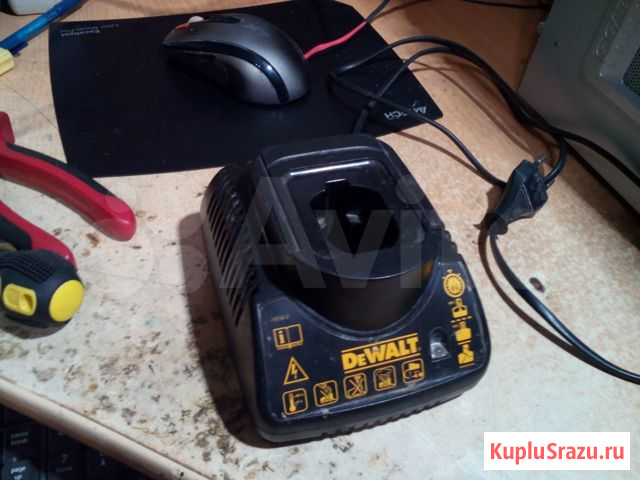 Зарядное устройство dewalt 7.2-14.4в Нижний Новгород - изображение 1