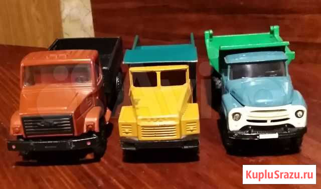 Модель Авто 1/43 СССР металлические Джанкой - изображение 1