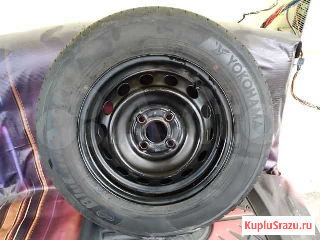 Колесо Yokohama BluEarth 185/70 R14 Чита - изображение 1