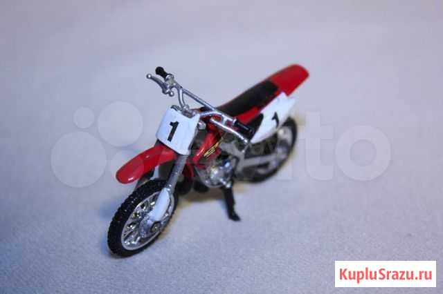 Модель Honda CR 125R, 1:32, NewRay Чита - изображение 1