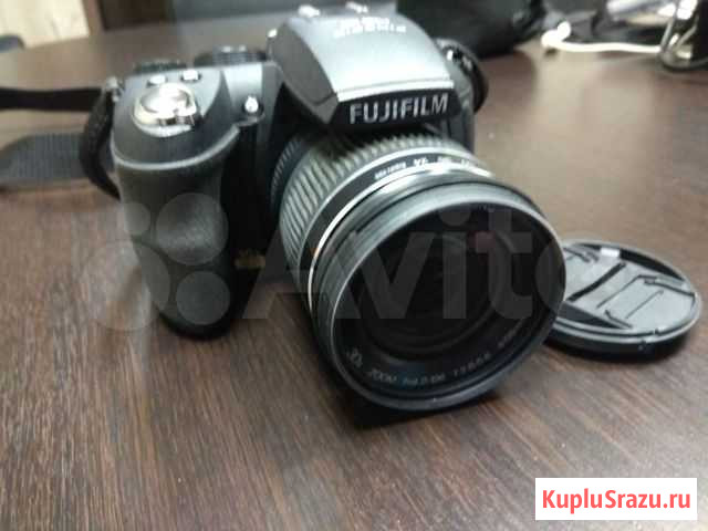 Фотоаппарат Fuji FinePix HS10 Челябинск - изображение 1